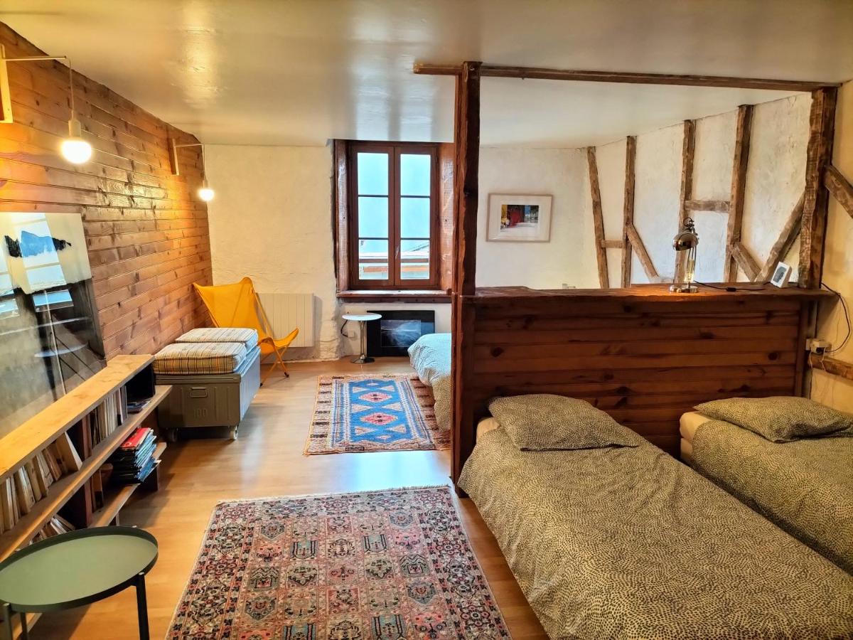 4-Bed Mixed Dormitory Room
