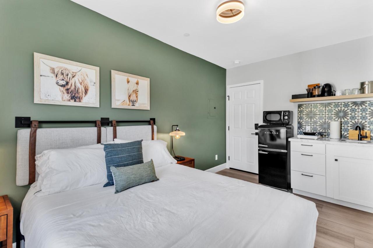 Single Bedroom - Queen Size. Heart of Downtown Vista - B&B Vista