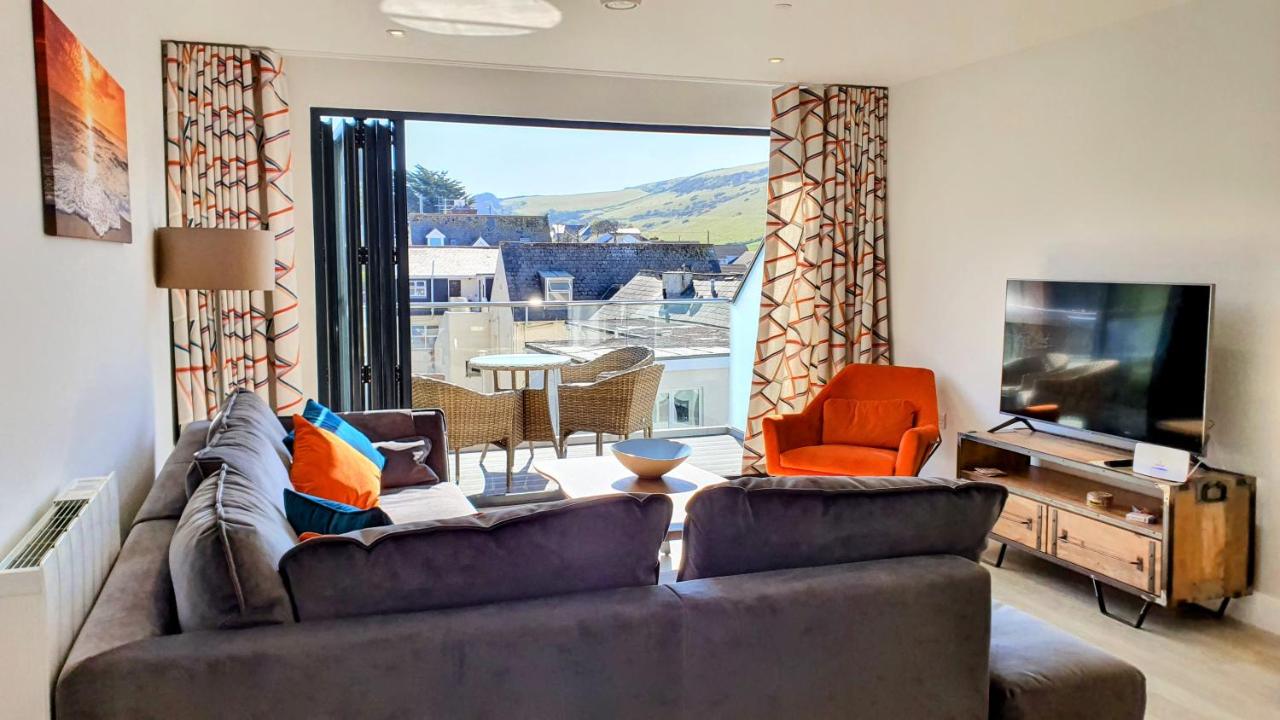 B&B Woolacombe - 11 Putsborough - Luxury Apartment at Byron Woolacombe, only 4 minute walk to Woolacombe Beach! - Bed and Breakfast Woolacombe