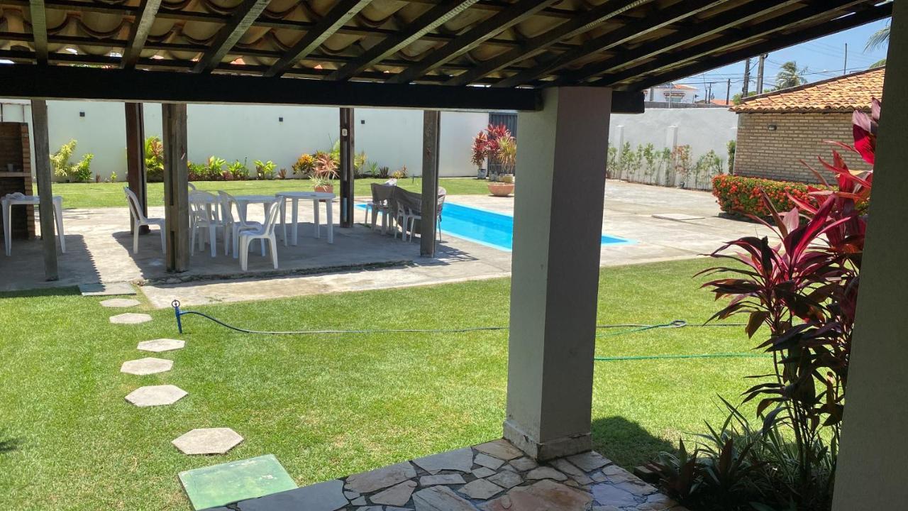 B&B Aracaju - Casa aconchegante com piscina e muito espaço verde - Bed and Breakfast Aracaju