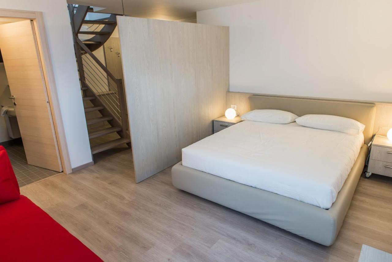 One-Bedroom Apartment with Garden - Split Level