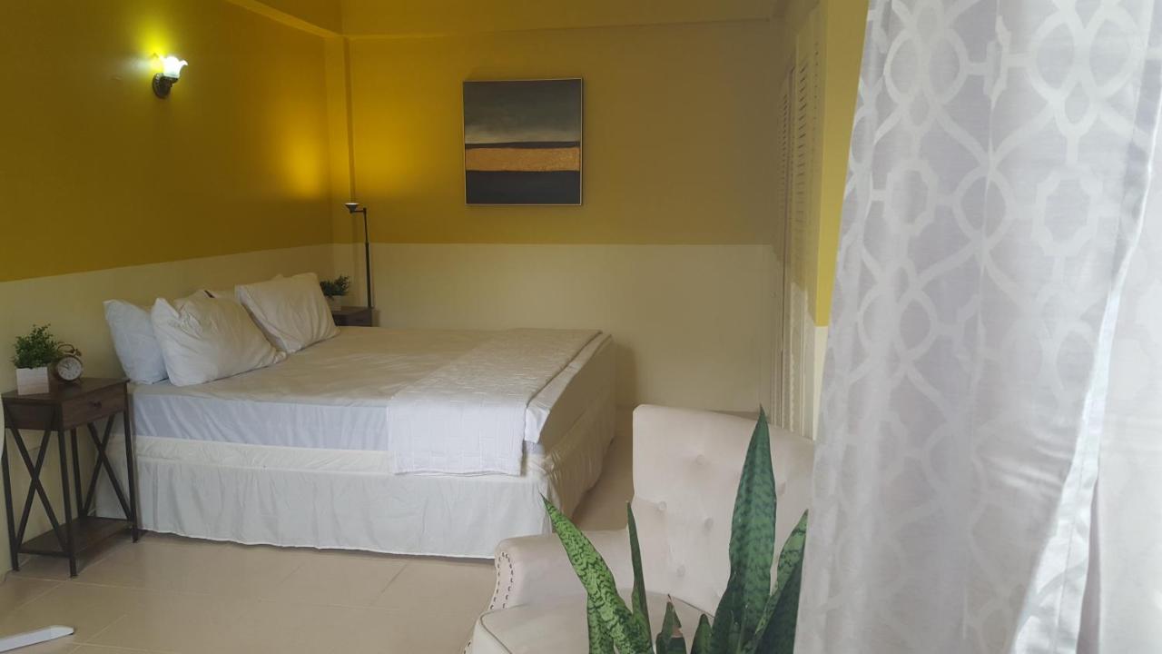 B&B Gros Islet - Cozy 2 bedroom 5minutes2 RodneyBay Area - Bed and Breakfast Gros Islet