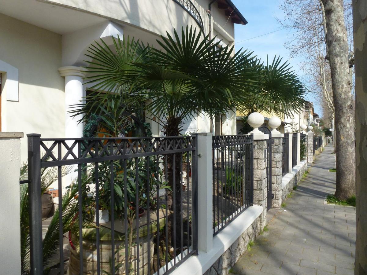 Appartamenti Villa Tonni - Bed and Breakfast