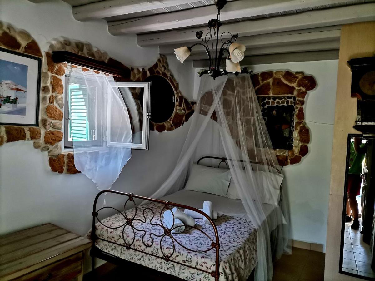 skyrosfamilyhouses-Konatsi - Chambres d’hôtes Skýros