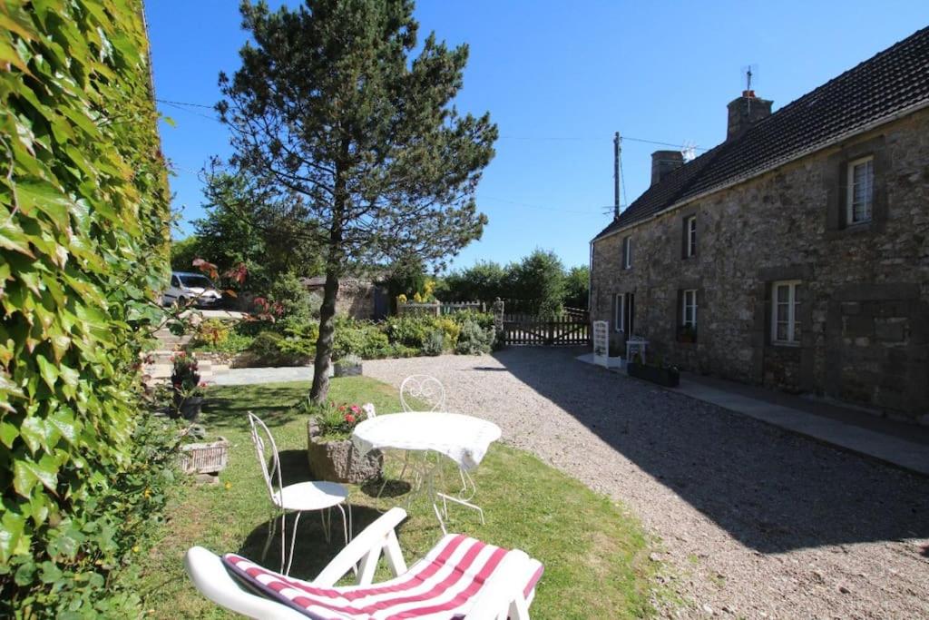 B&B Les Pieux - Petite maison entre mer et campagne - Bed and Breakfast Les Pieux