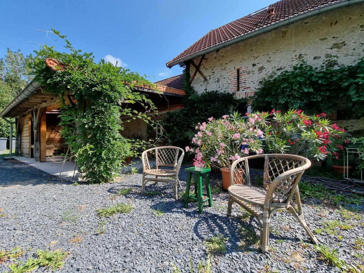 B&B Chalmoux - Spacious luxury farmhouse - Bed and Breakfast Chalmoux