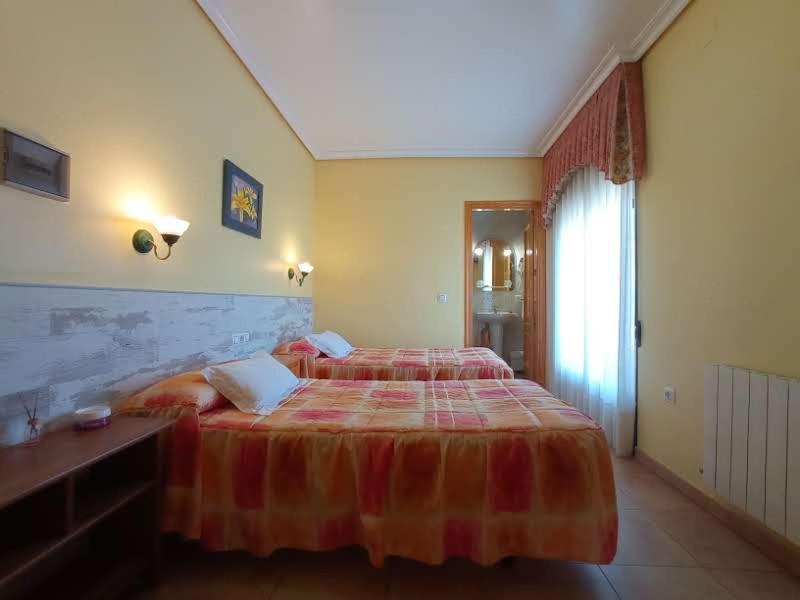 Twin Room with Mountain View