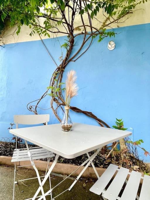 2e étage appartement entier 3 pièces idéal 2 personnes, 2 chambres communiquantes en enfilade, WIFI, espace travail parking gratuit - B&B