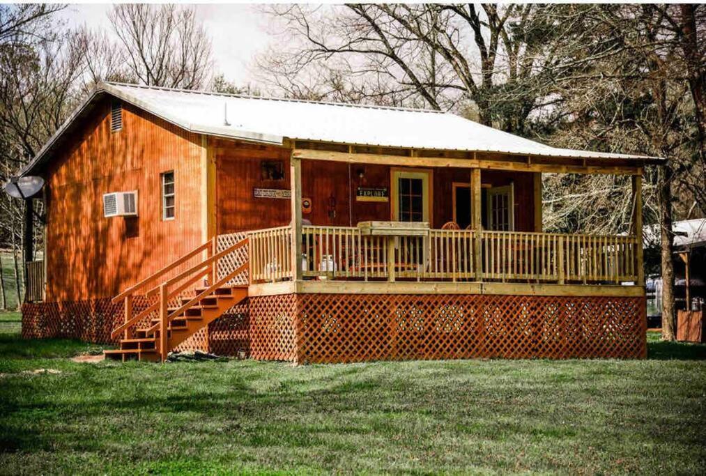 Caddo Cabin on Collier Creek - B&B Norman