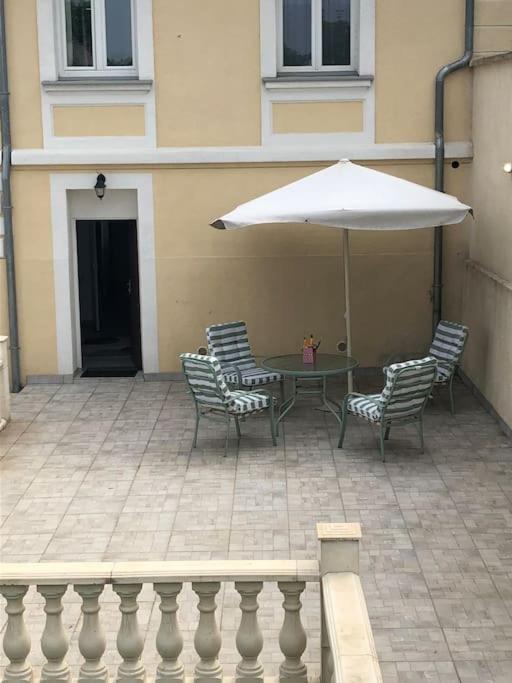 Top appartement 10 minutes de Disney - B&B