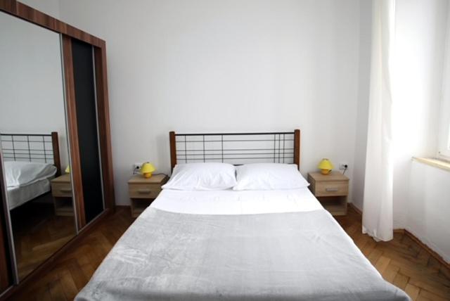 Appartamento con 2 Camere da Letto