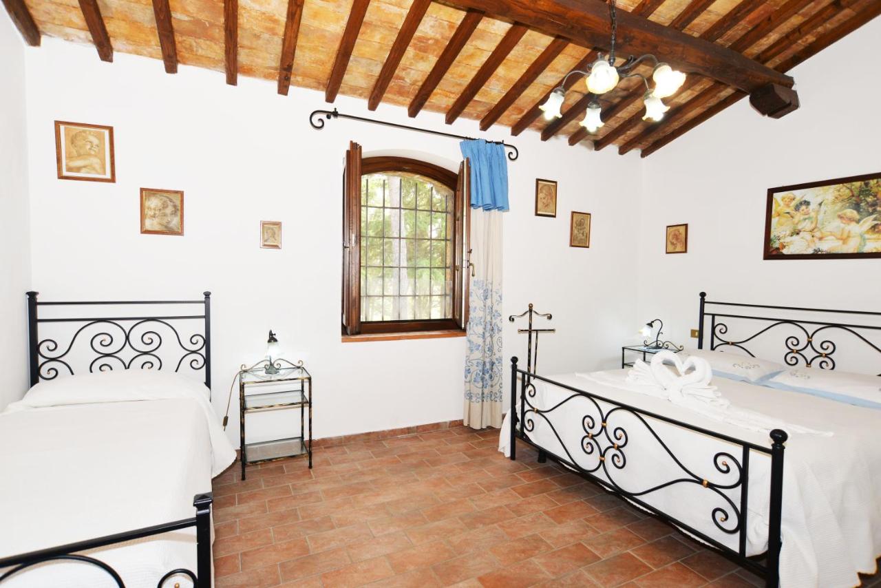 One-Bedroom Deluxe Apartment