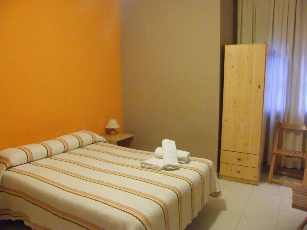Pensión Corona - B&B