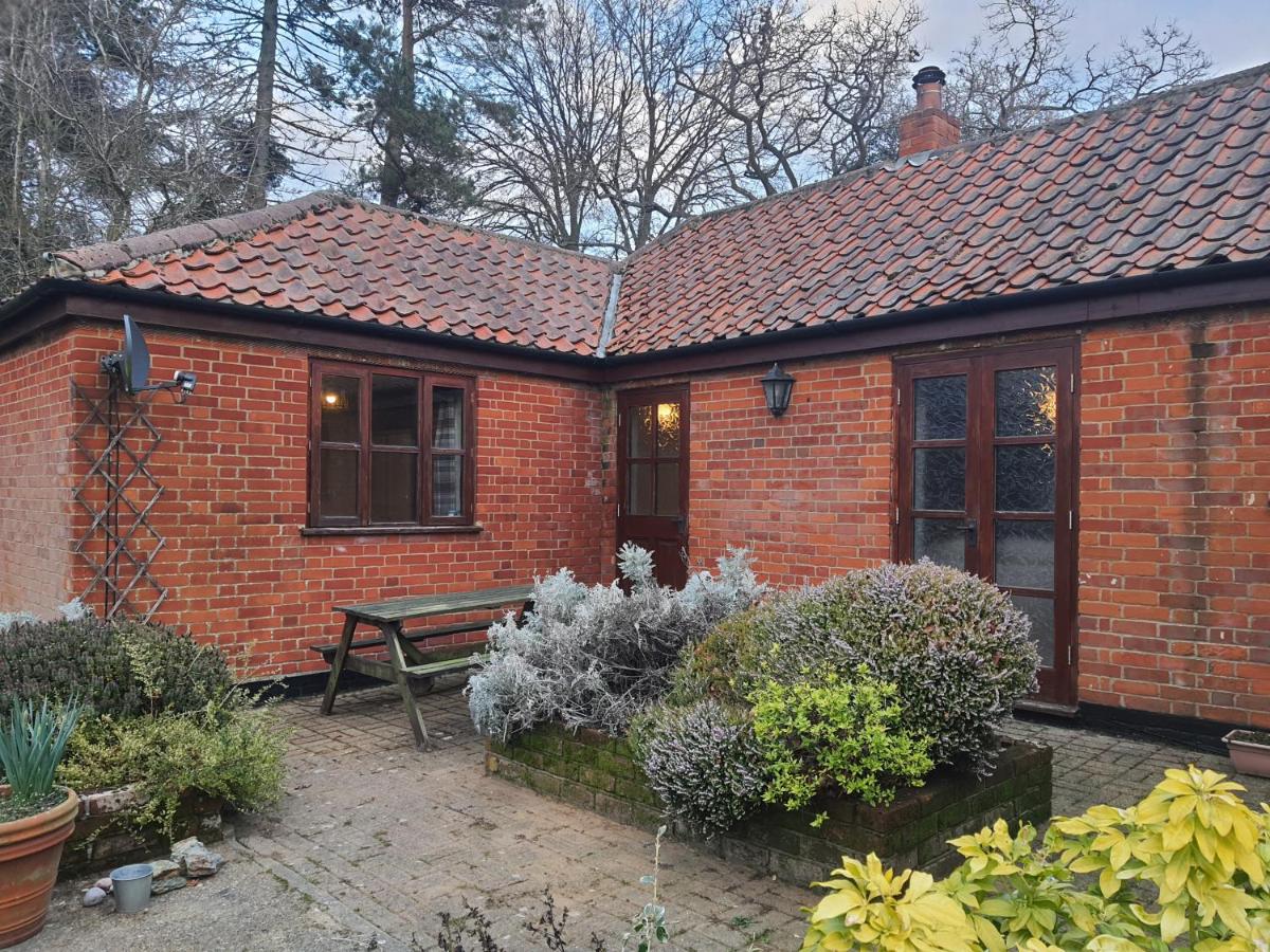 Cosy Barn Conversion 3BR (4 pax), Quiet, Close to Pin Mill - B&B