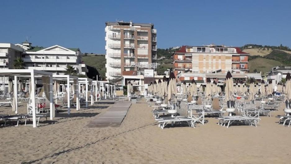 APPARTAMENTO SUL MARE - Chambres d’hôtes Roseto degli Abruzzi