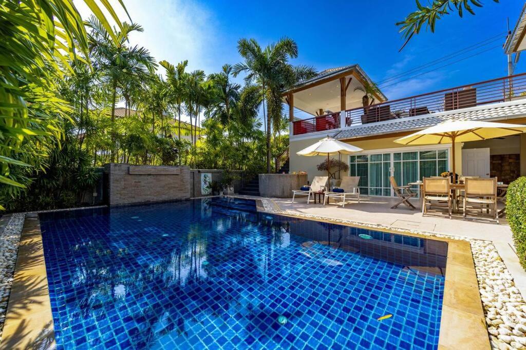 B&B Hua Hin - 3 Bedroom Pool Villa in Great Location STV - Bed and Breakfast Hua Hin