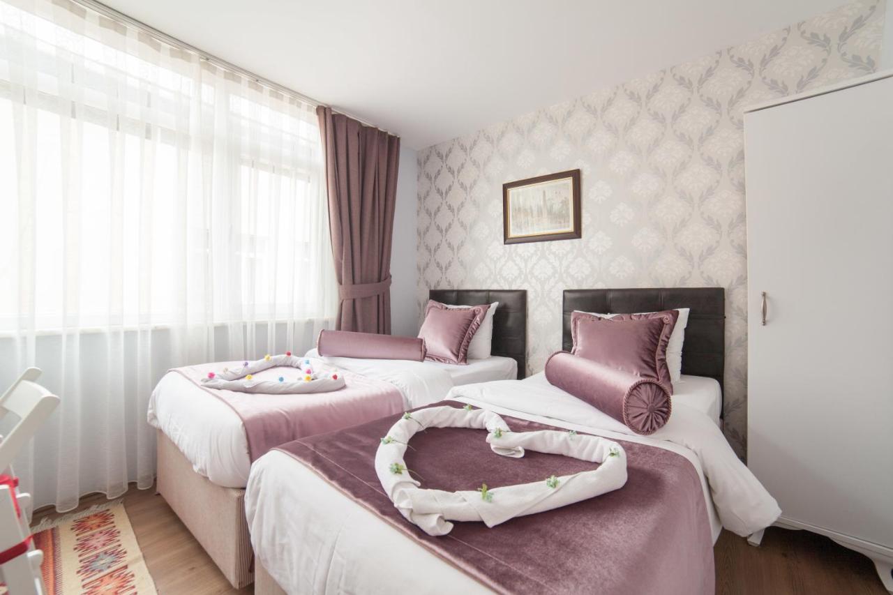 Double or Twin Room with Terrace