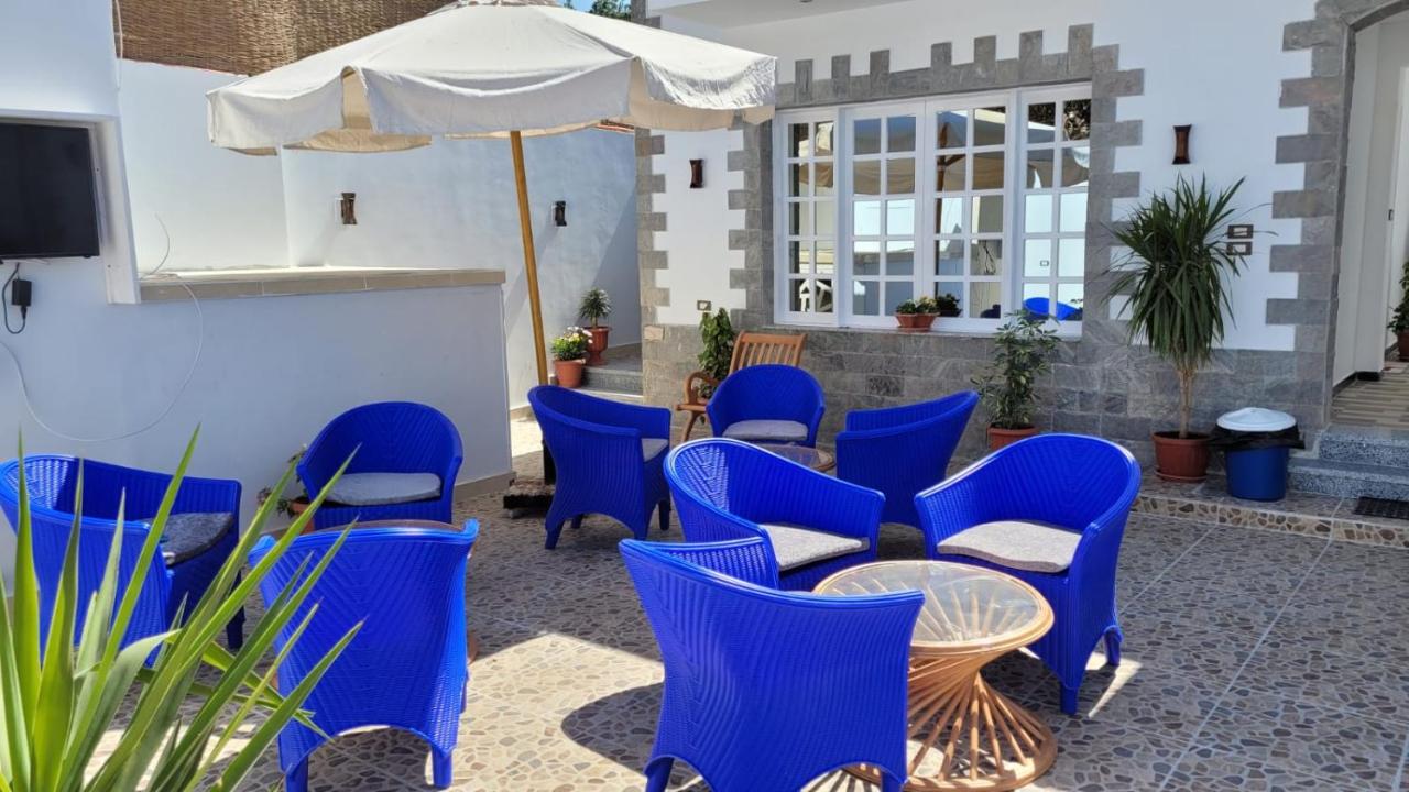 Villa golden life apartments, new property with pool access - B&B Luxor