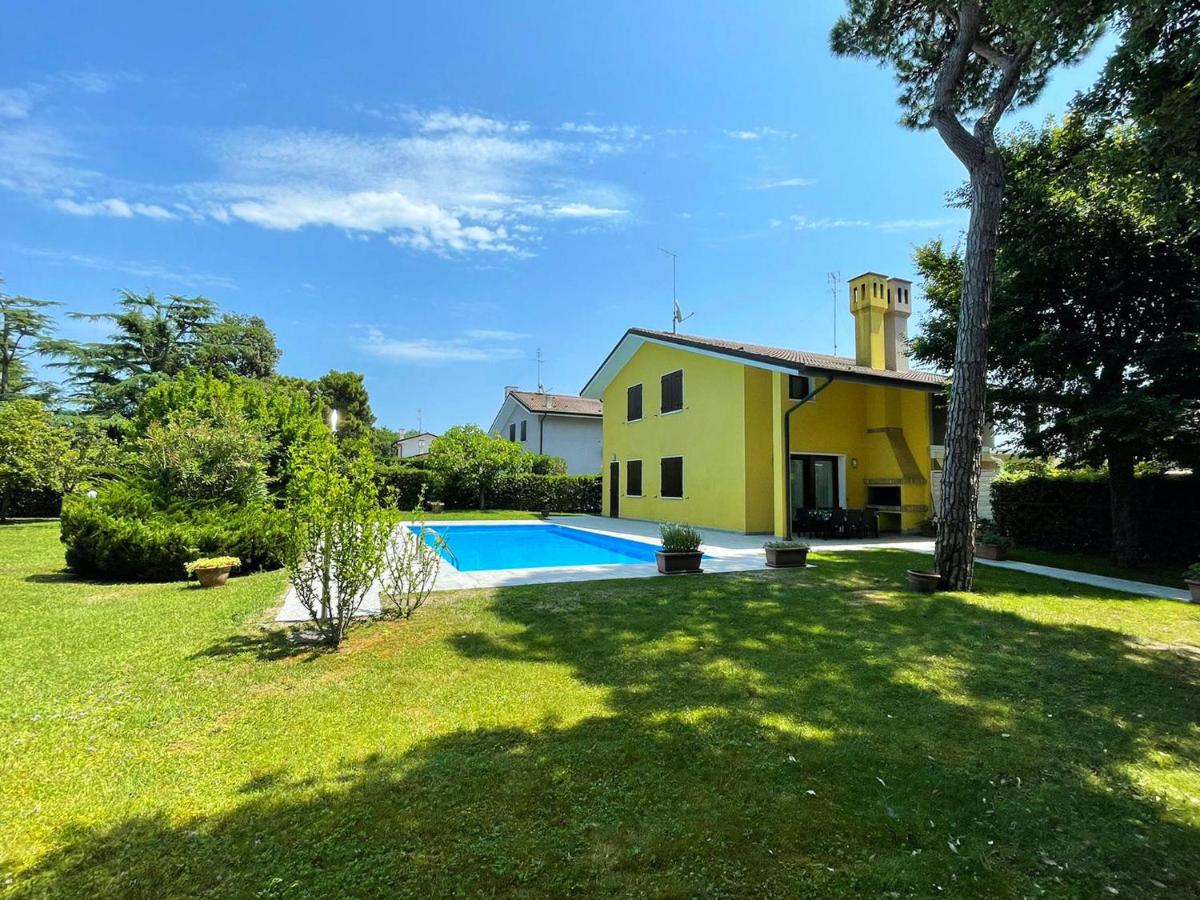 B&B Palazzo Vianello - Fantastic Villa with pool for 5 people on the island of Albarella - Bed and Breakfast Palazzo Vianello