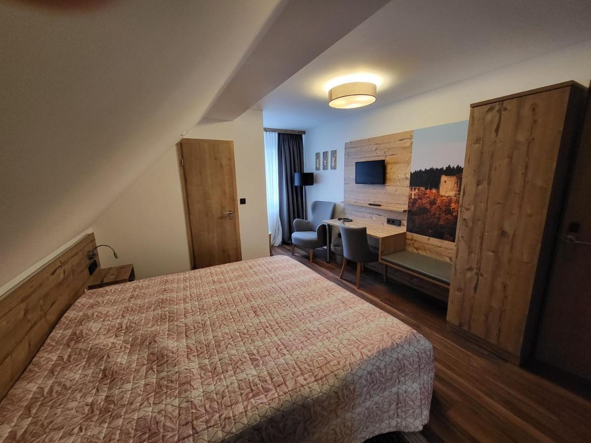 Habitación Doble con baño privado