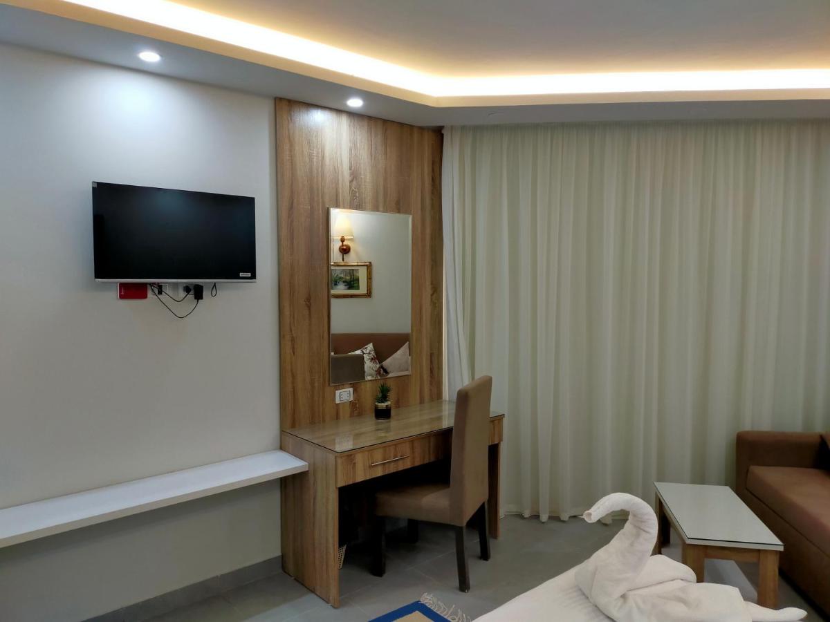 شقة احلامك على البحر - B&B Hurghada