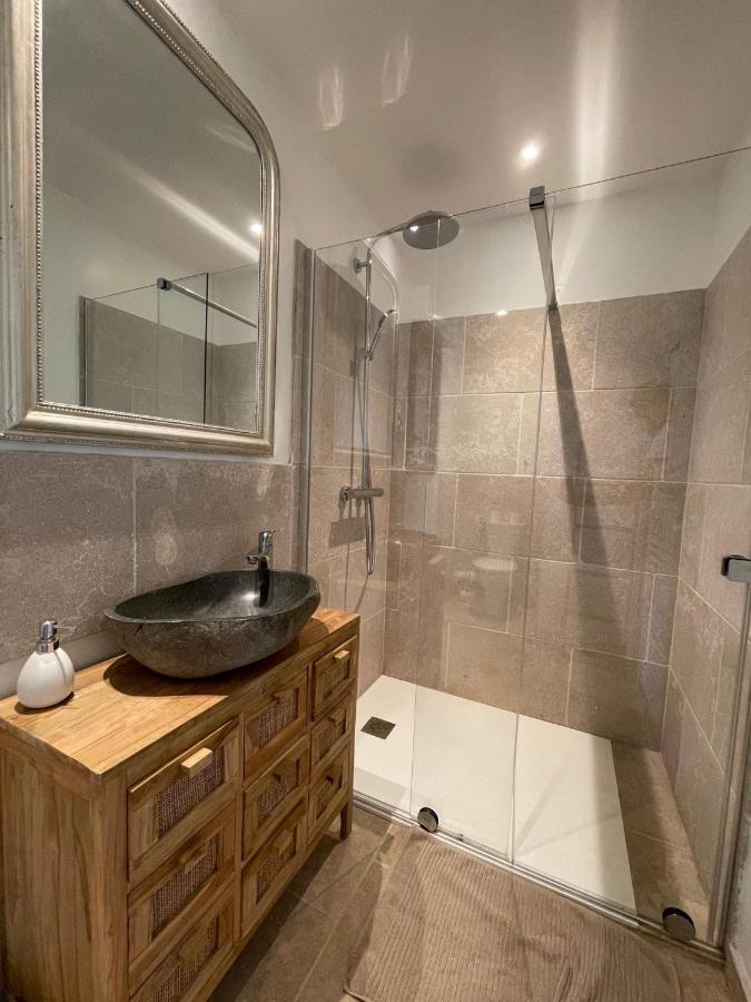Les Crouquets La cabane SPA des Truffiers - B&B
