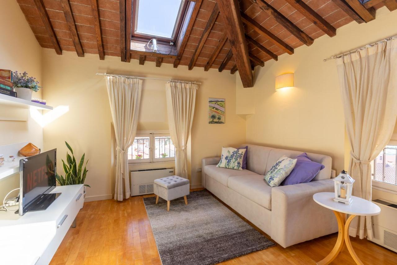 [50mt dalle mura+parcheggio]*appartamento tipico* - B&B Lucca