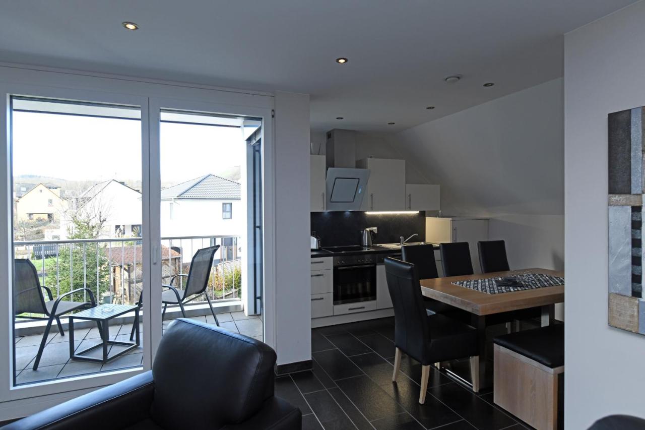 Appartamento con 3 Camere da Letto