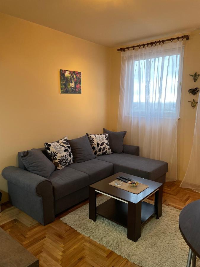 B&B Lazarevac - Apartman Helena - Bed and Breakfast Lazarevac