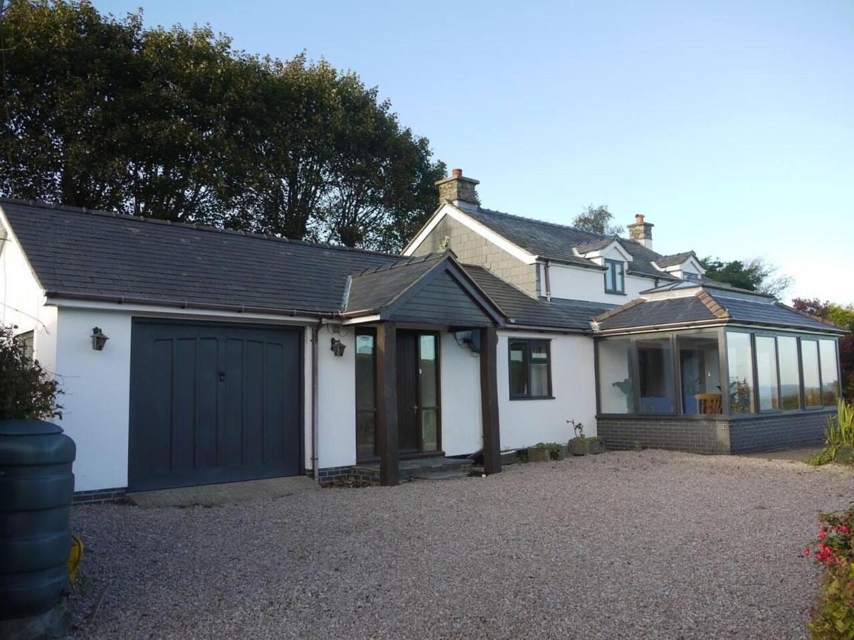 3-Bed Cottage Near Lake Vyrnwy Garden & PetsOk - B&B Hirnant