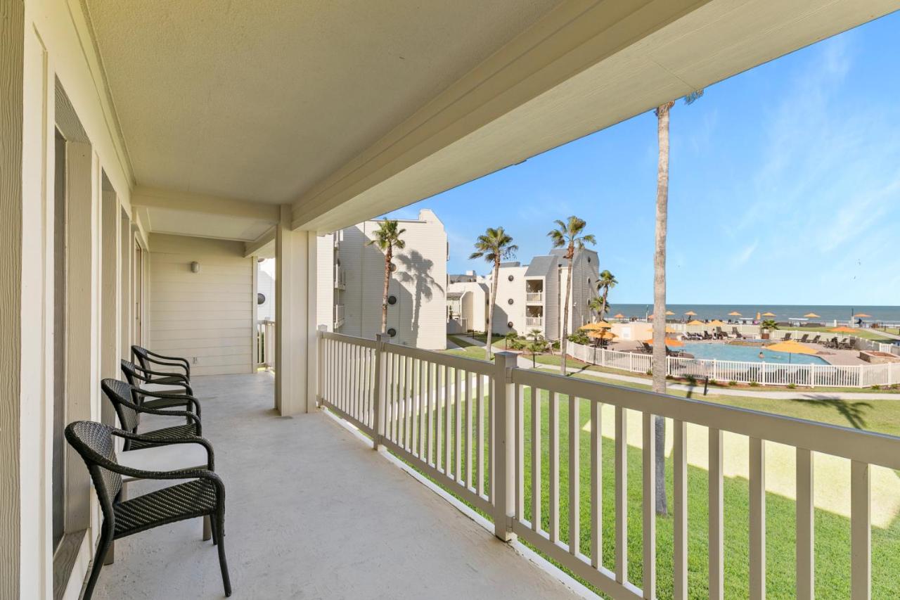 B&B South Padre Island - New Stunning Ocean-View Condo in Beachfront Resort - Bed and Breakfast South Padre Island