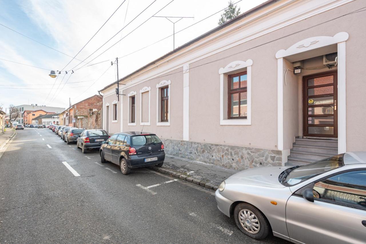 House Flat - B&B