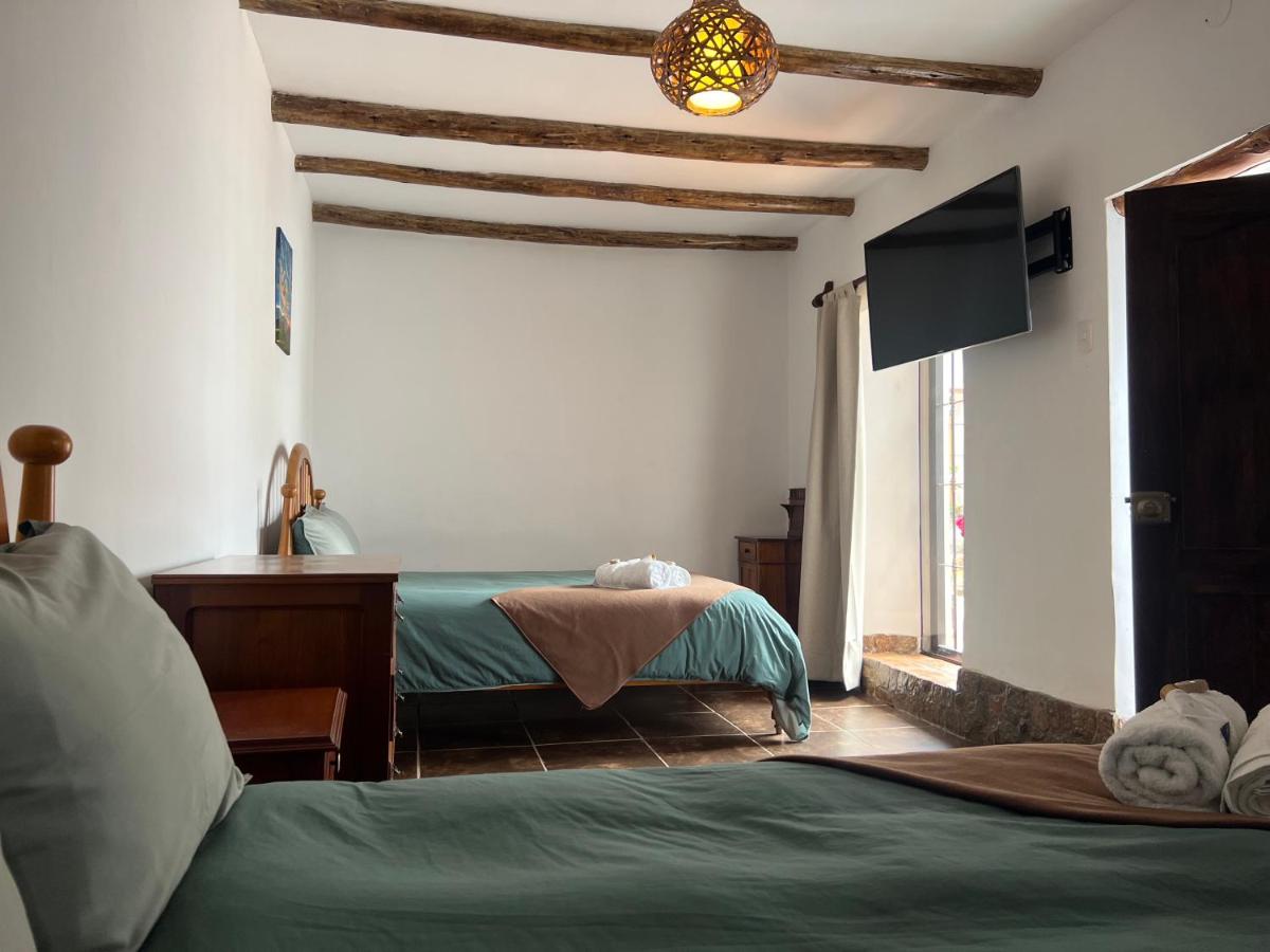 Doppelzimmer mit 2 Doppelbetten