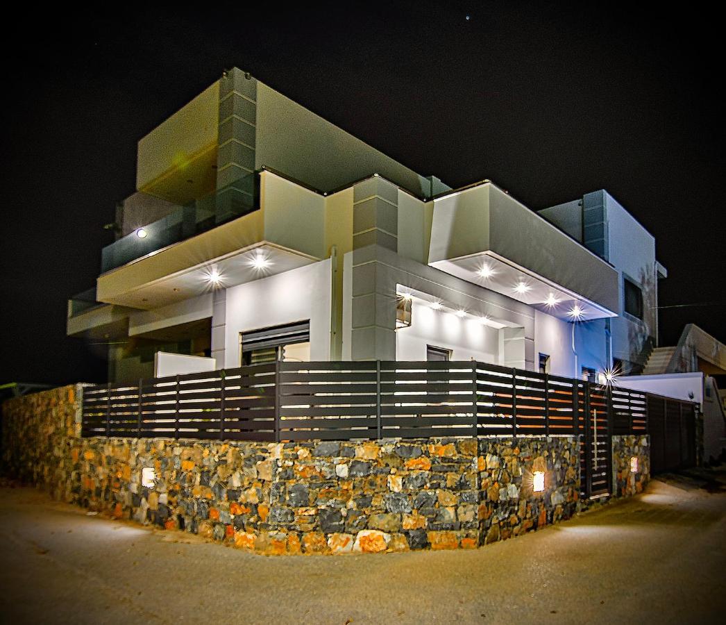 Nisi Luxury Suites with private pool in Gouves - Bed and Breakfast