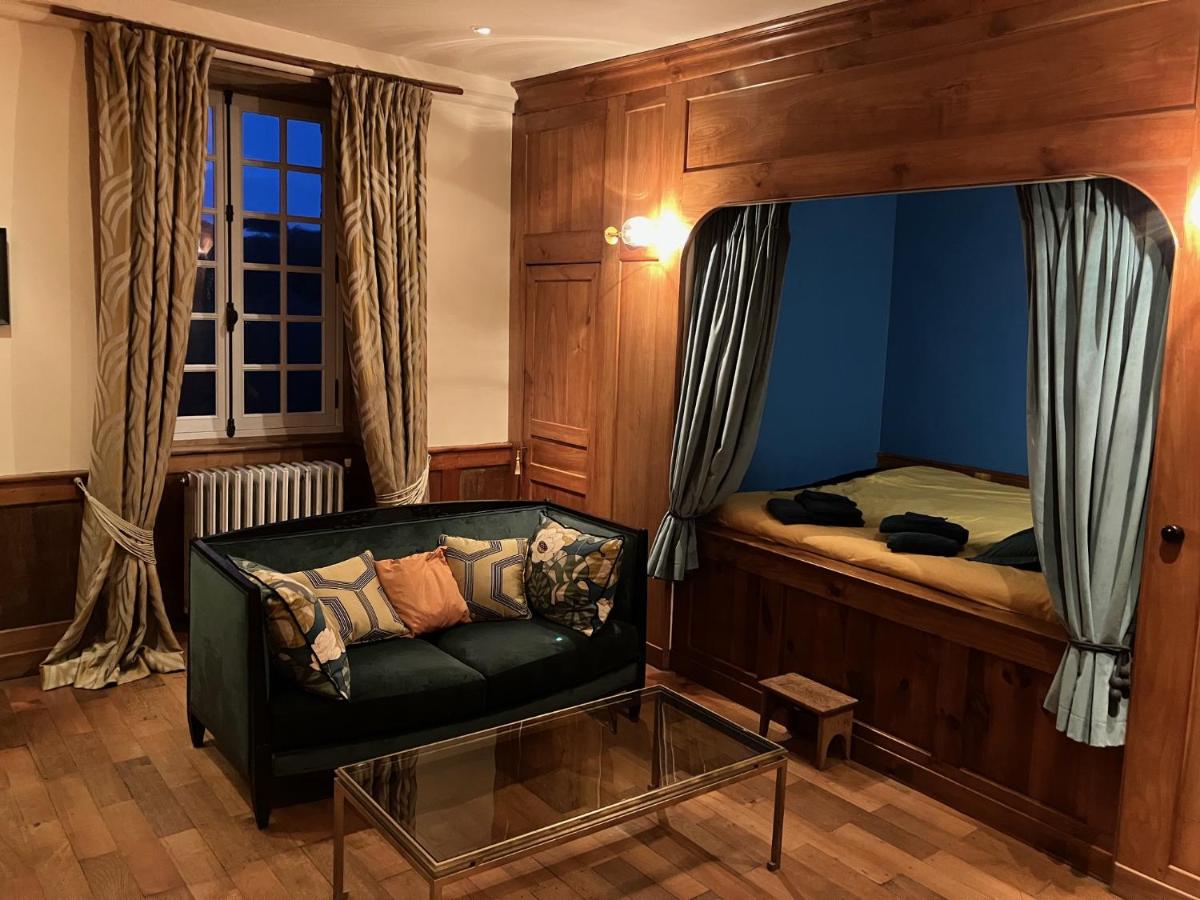 Familienzimmer mit Doppelbett