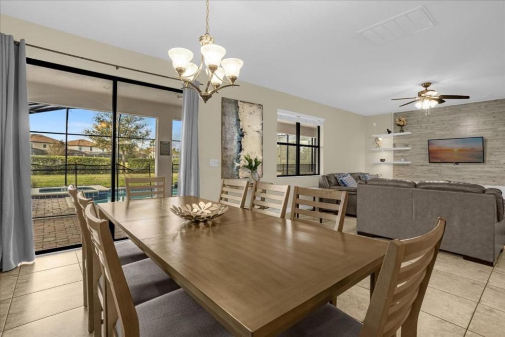5 Bedrooms- 4,5 Bathrooms- Champions Gate1404 Mv - Chambres d’hôtes