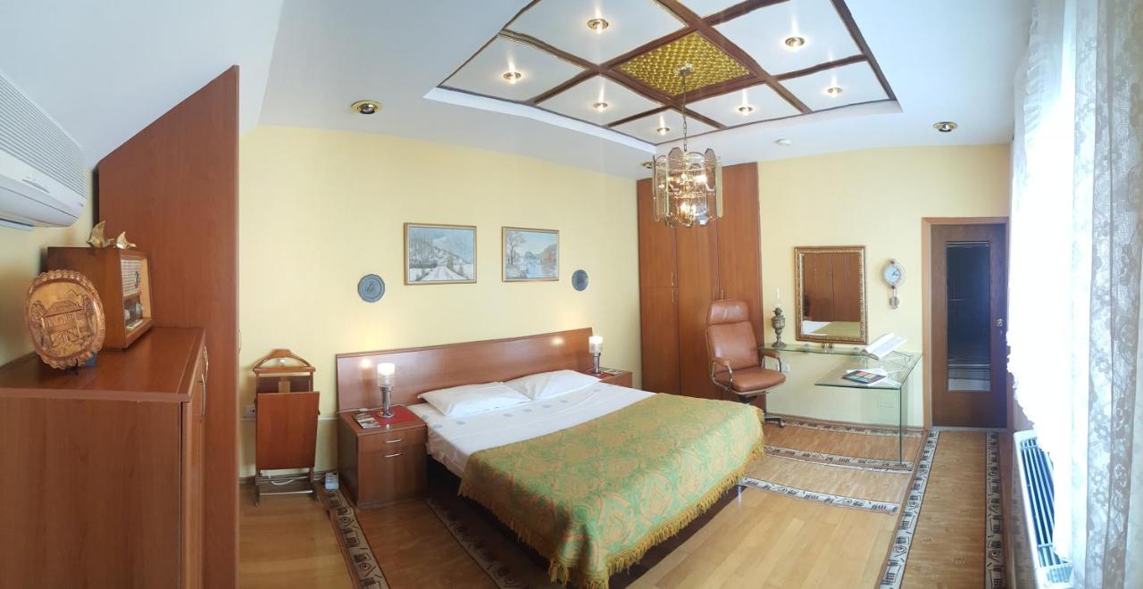 Habitación Triple con baño privado