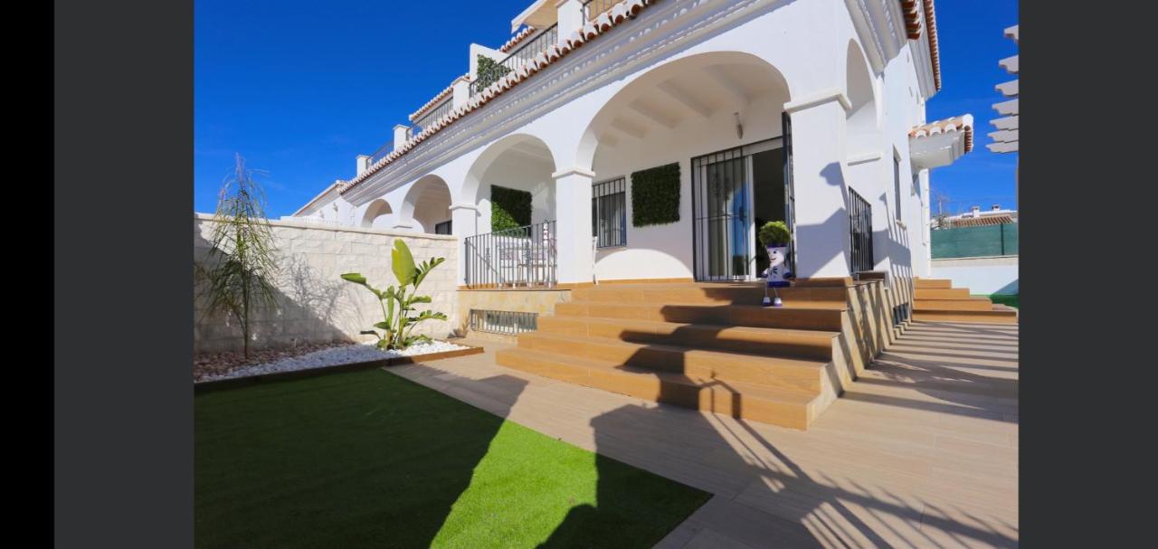 NIZA BEACH NIGHT AND DAY - B&B Málaga