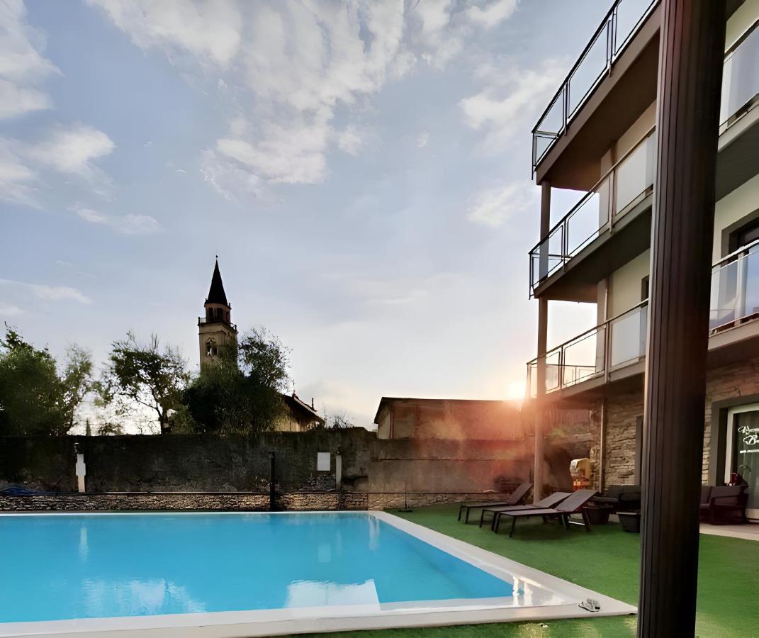 Alexandra's Sunset Apartment - B&B