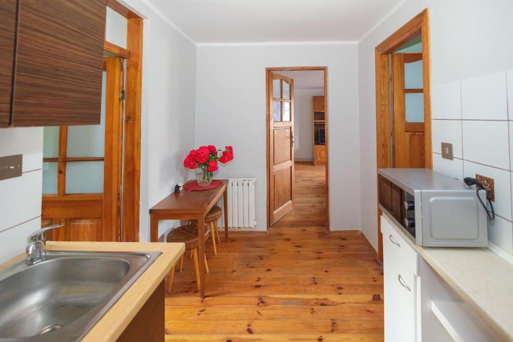 Free Bikes, WiFi, AC, Garden, 2 Beds - B&B