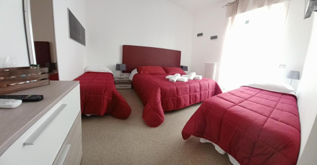 Vierbettzimmer mit eigenem Bad