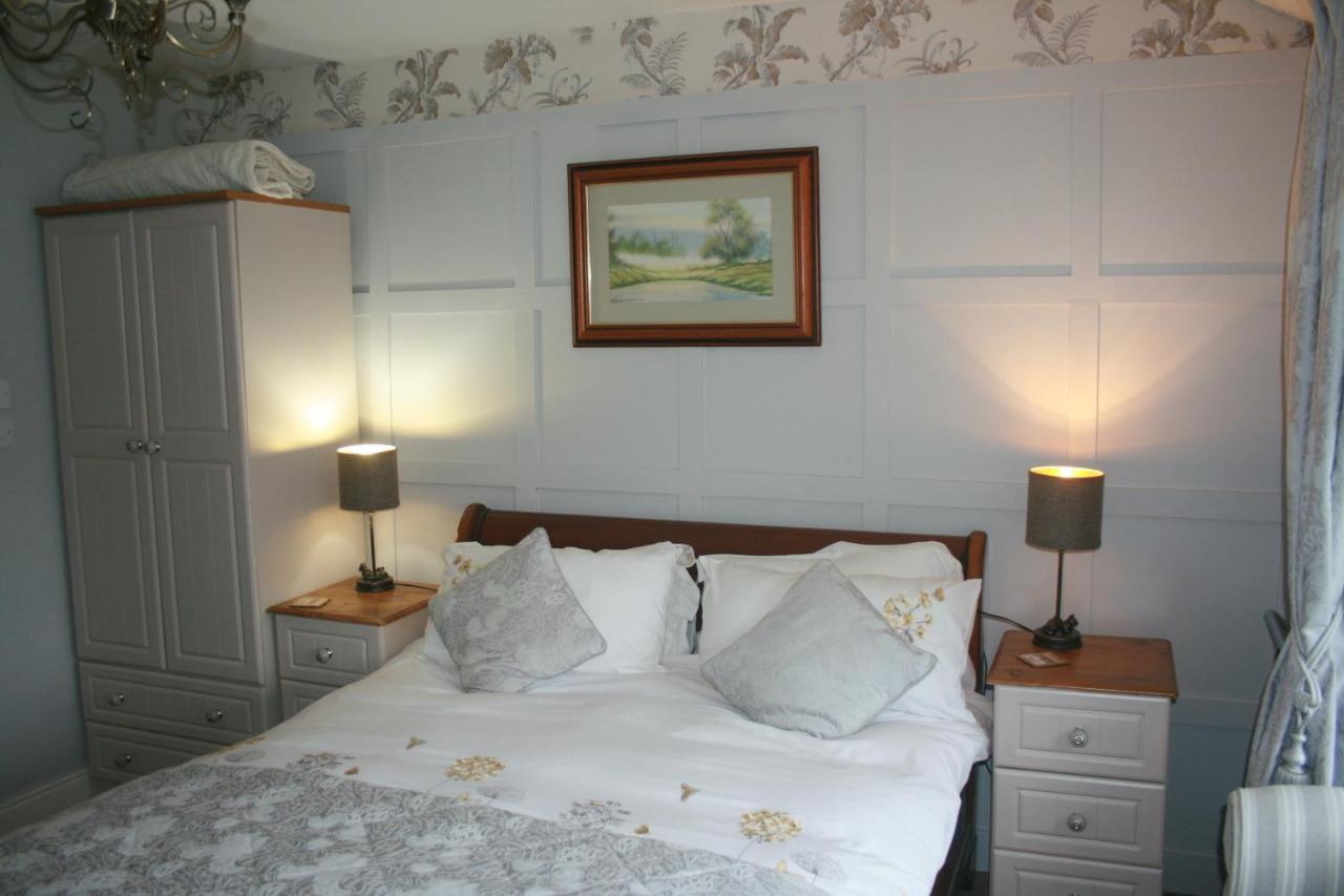 Doppelzimmer mit Gartenblick