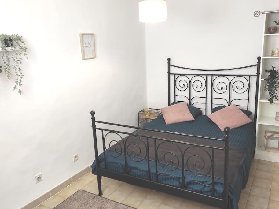 B&B Aubagne - Appartement Cosy, centre-ville - Bed and Breakfast Aubagne