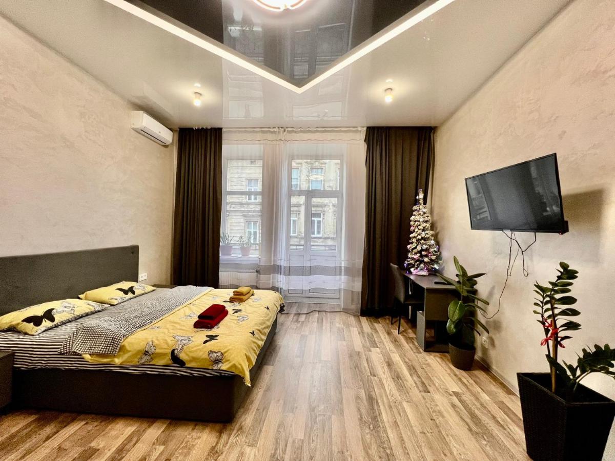 Kulisha 2bedroom apartment near Opera House with balcony - Chambres d’hôtes