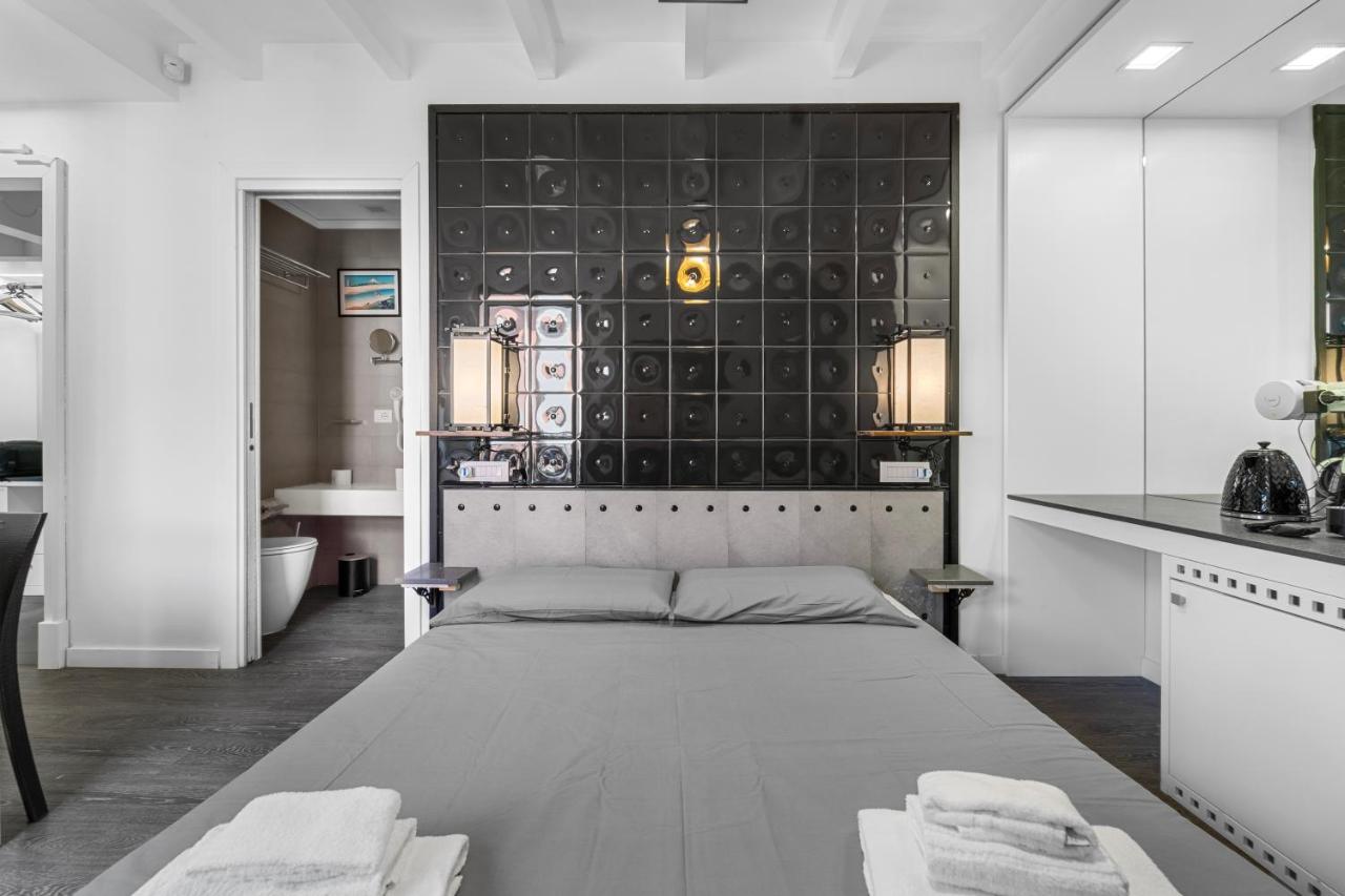 King Suite with Spa Bath