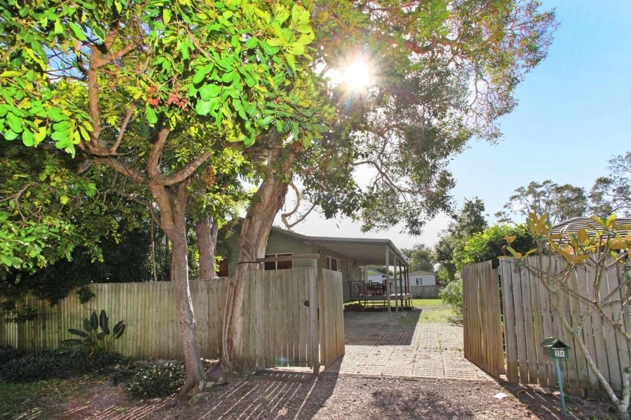 B&B Mudjimba - 24 Sundew Street - Bed and Breakfast Mudjimba