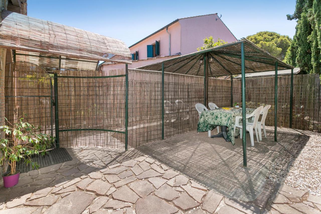 One-Bedroom Apartment (3 Adults + 1 Child) - Ground Floor