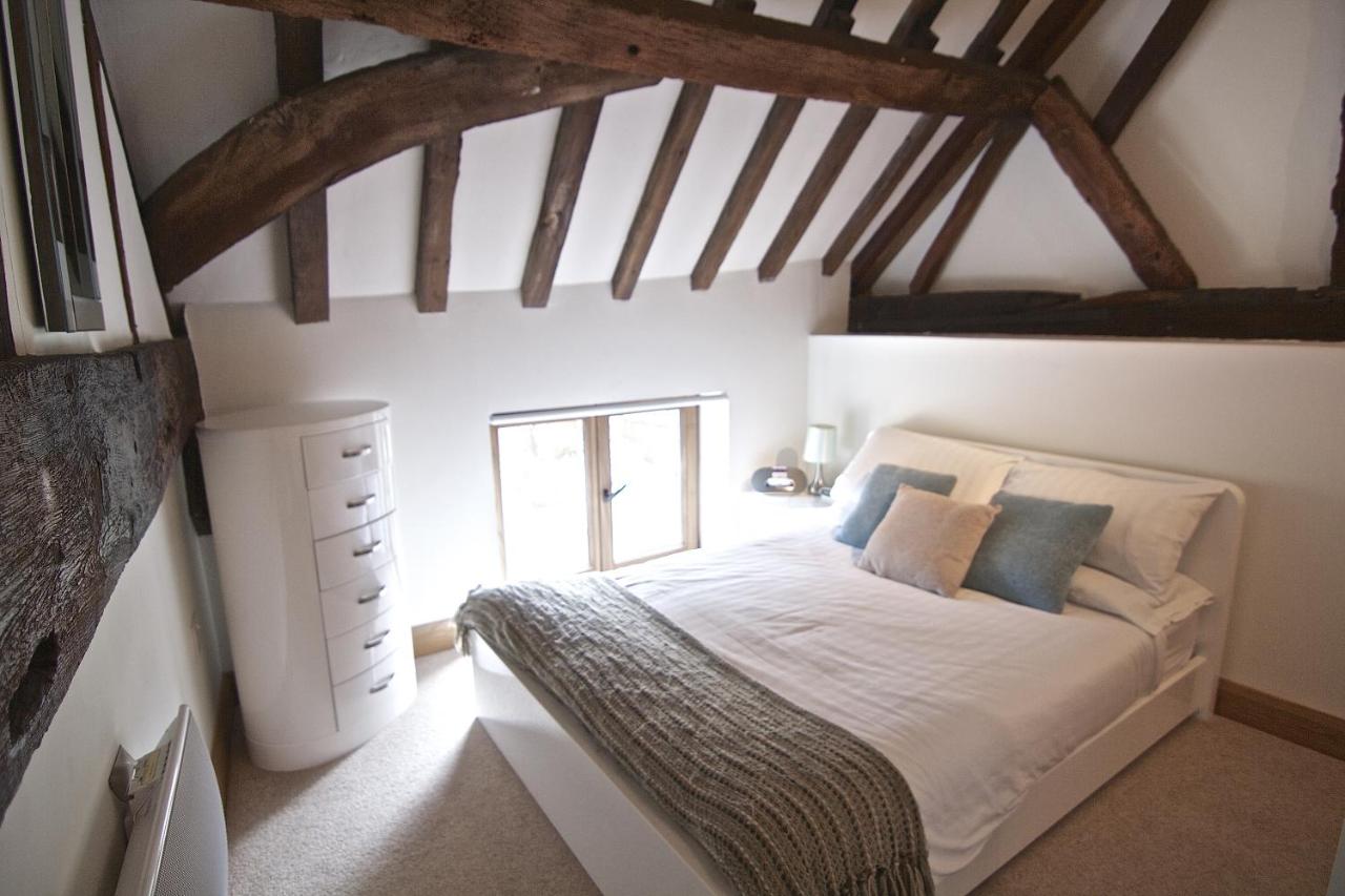 Classic One-Bedroom Apartment