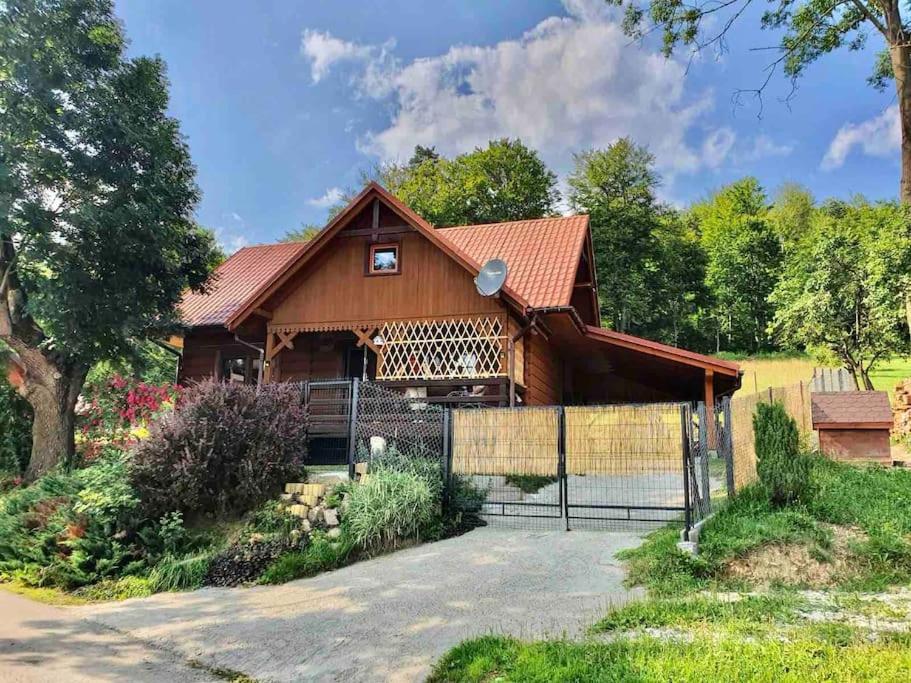 B&B Tokarnia - Urokliwy drewniany dom z widokiem na Tatry - Bed and Breakfast Tokarnia