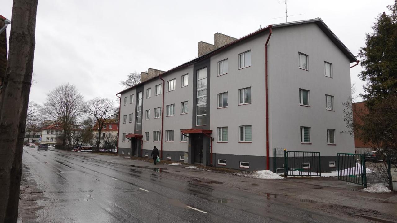 Cozy Telliskivi apartment near city centre - B&B